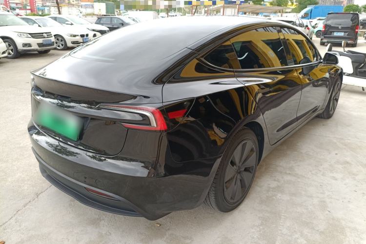 Used Tesla Model 3 2023 Rear-Wheel-Drive Version
