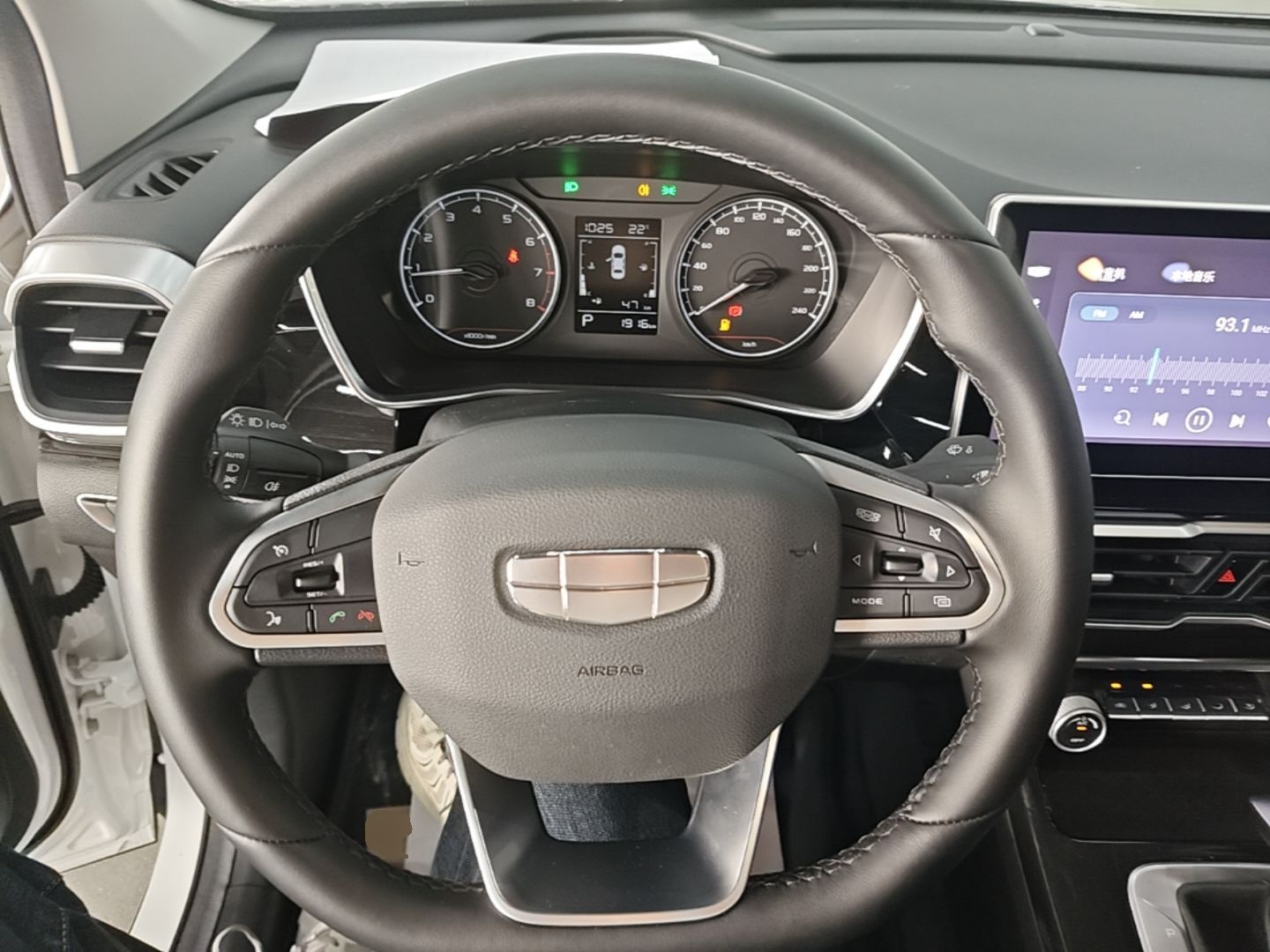 Geely Auto Coolray 2025 Model 1.5L CVT Superpower Edition MAX — снимка 13