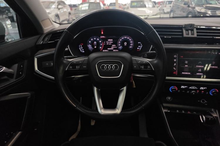 Used Audi Q3 2021 35 TFSI Progressive Dynamic Edition