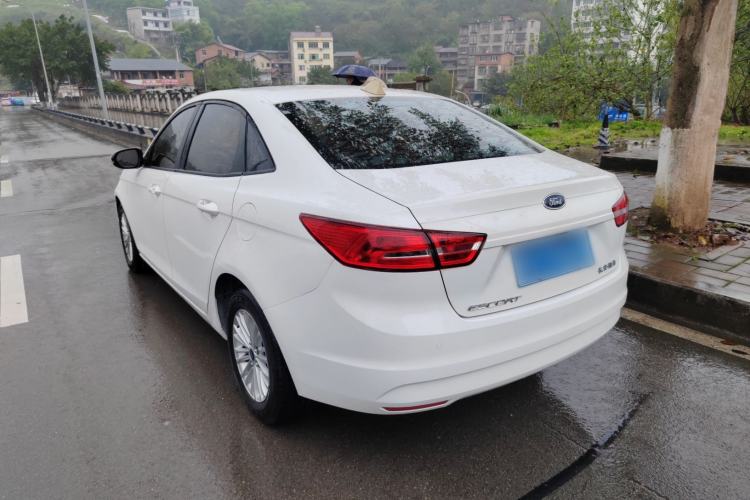 Used Ford Escort 2015 1.5L Automatic Comfort Edition
