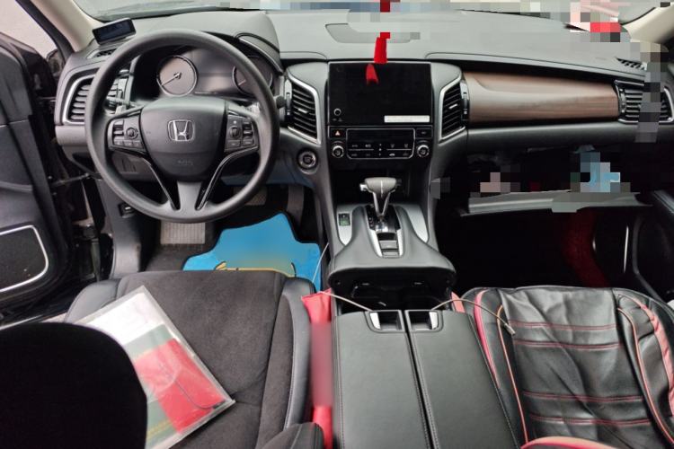 Used Honda Avancier 2019 240TURBO Two-Wheel Drive Elite Edition Center Console