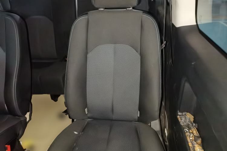 Used JAC Refine M3 2015 Maker Edition 1.6L Luxury Smart Version