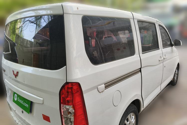 Used Wuling Rongguang V 2016 1.5L Standard Version