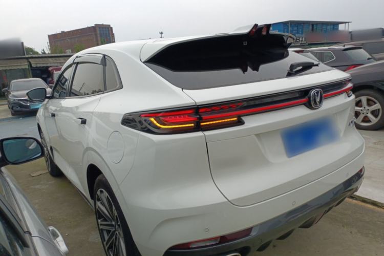 Used CHANGAN UNI-K 2021 2.0T All-Wheel Drive Prestige Version
