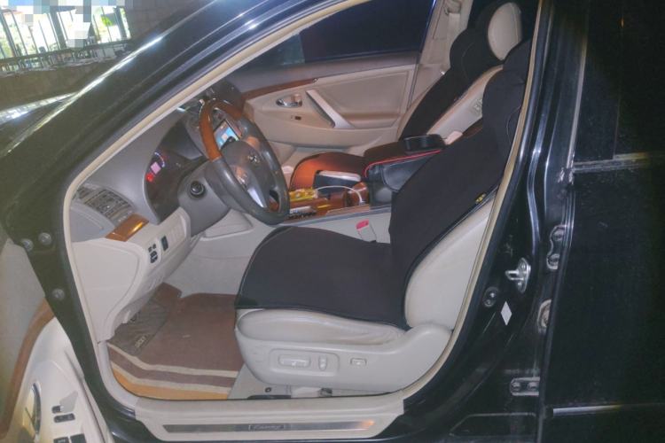 Used Toyota Camry 2013 200G Classic Luxury Edition