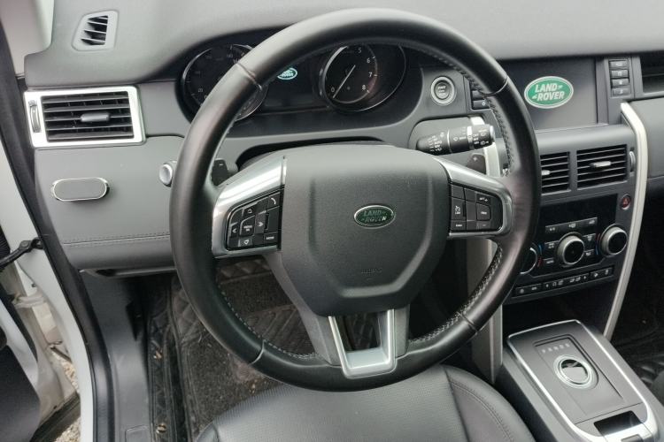 Used Land Rover Discovery Sport 2018 240 PS SE Version Steering Wheel