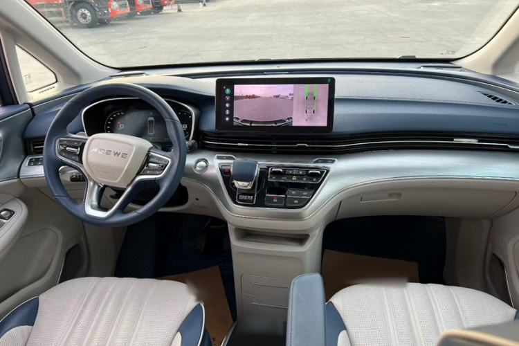 Used Roewe iMAX8 2022 400TGI Prestige Edition