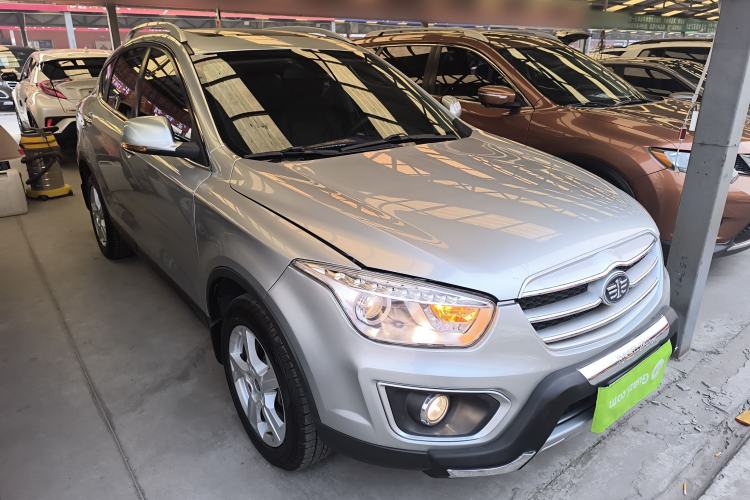 Used Bestune X80 2013 2.0L automatic luxury version