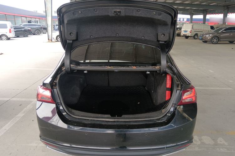 Used Chevrolet Malibu XL 2019 Redline 550T Automatic Sport Edition
