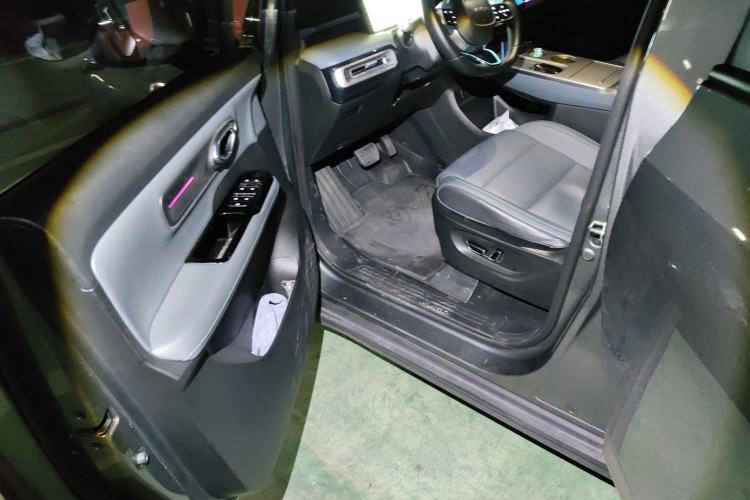 Used AION Y 2023 Plus 510 Smart Edition