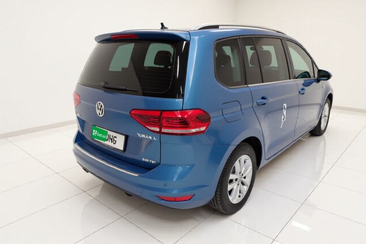 Used Volkswagen Touran 2016 Volkswagen Touran L 280TSI DSG Comfort Edition