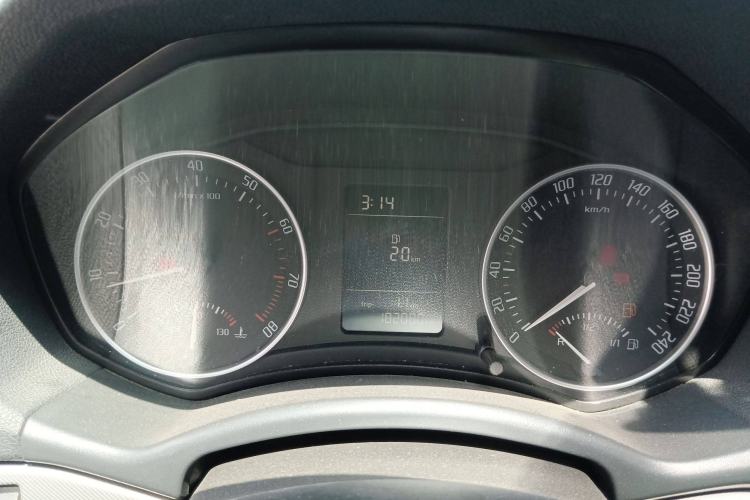 Used Skoda Octavia 2015 Classic Model 1.6L Manual Eado Version