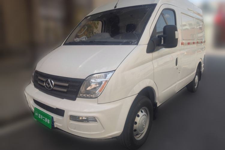 Used SAIC MAXUS Xintu V80 2021 2.0T Manual Classic City Delivery King Short Wheelbase Mid-Roof Design 3 Seats