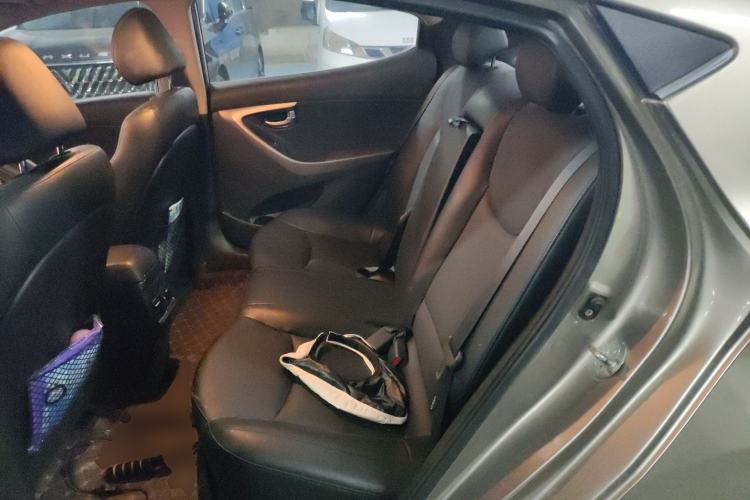 Used Hyundai Elantra (5th Generation / Langdong) 2015 1.6L Automatic Luxury Model Left Rear Seat