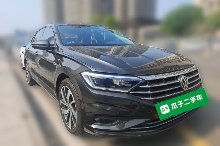 Used Volkswagen Sagitar 2021 280TSI DSG Excellence Edition Front Right 45 Deg