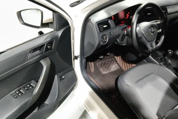 Used Volkswagen Santana 2016 1.4L Manual Fashion Edition Driver Seat