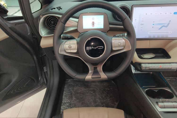 Used BYD Dolphin 2023 420 km Free Version