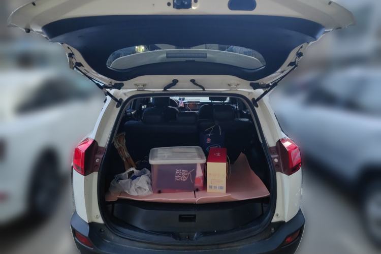 Used Toyota RAV4 2013 2.0L CVT Four-Wheel Drive Fashion Edition