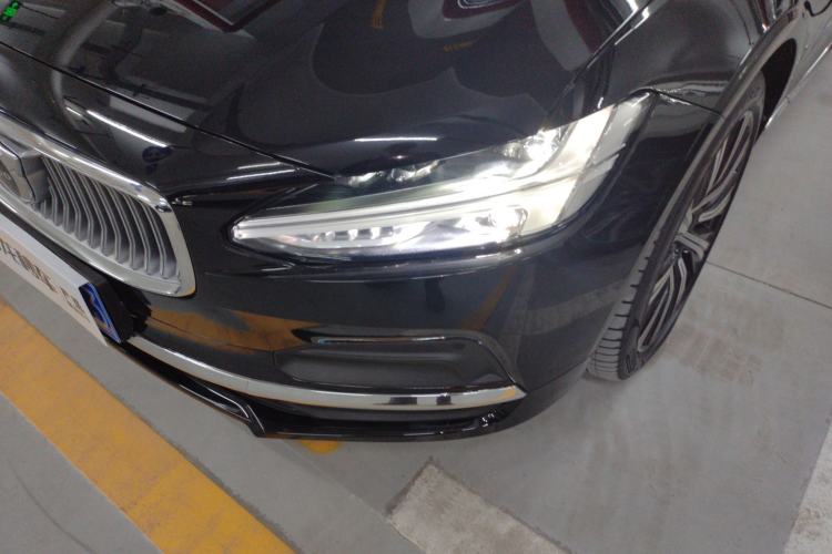 Used Volvo S90 2024 B5 Zhiyuan Luxury Edition

