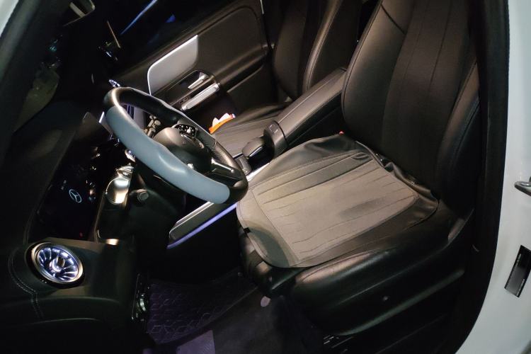 Used Mercedes-Benz GLB 2023 GLB 200 Fashion Model