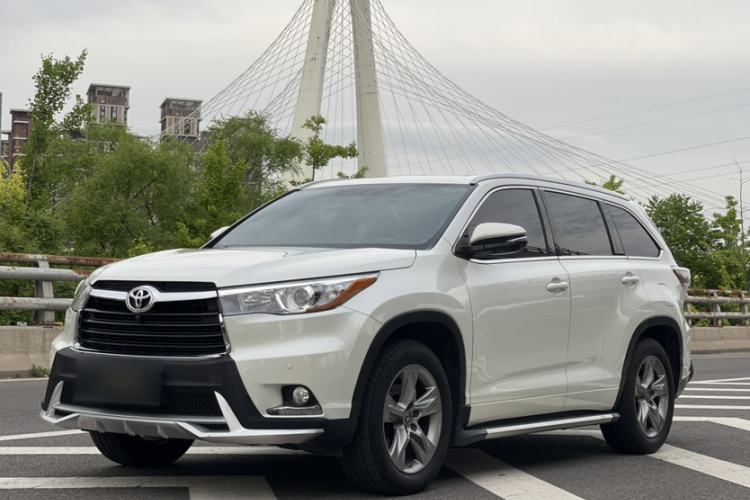 Used Toyota Highlander 2015 2.0T Two-Wheel Drive Luxury Edition 7 Seats