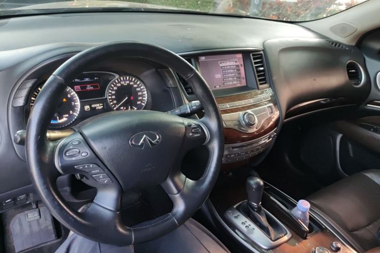 Used Infiniti QX60 2014 2.5 S/C Hybrid Two-Wheel Drive Excellence Edition Center Console