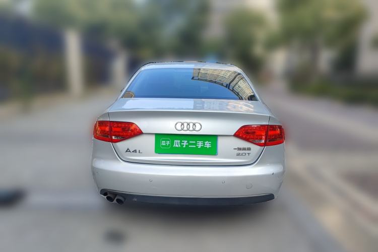 Used Audi A4L 2011 2.0 TFSI Comfort Model
