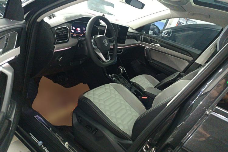 Used Volkswagen Tayron 2023 280TSI Two-Wheel-Drive Luxury Plus Advanced Version Left Front Seat