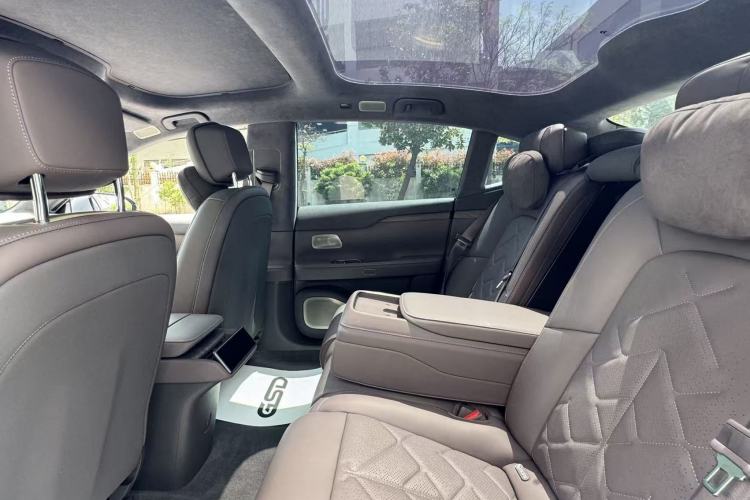 Used Nio ET7 2024 75 kWh Executive Edition
