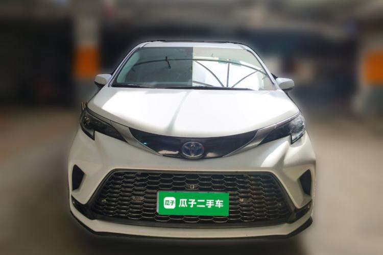 Used Toyota Granvia 2022 2.5L Hybrid Premium Edition Front