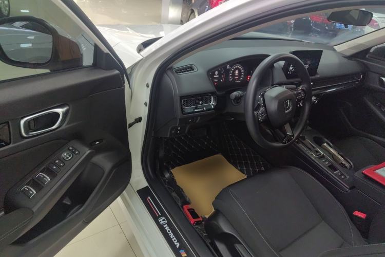 Used Honda Civic 2023 240TURBO CVT Dynamic Edition