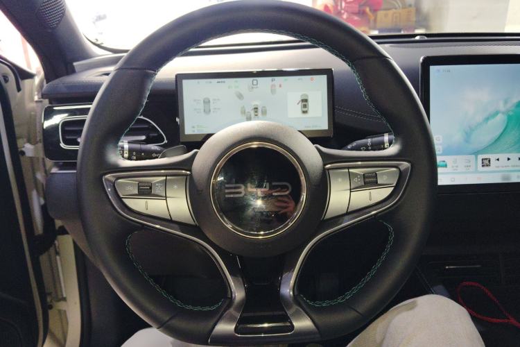 Used BYD Seal 06 New Energy 2025 DM-i Smart Drive 120KM Prestige Model
