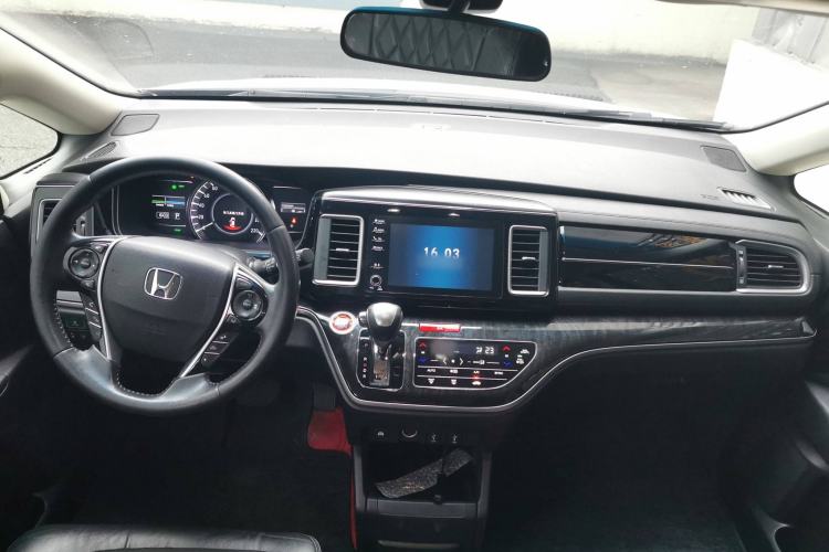 Used Honda Elysion 2019 2.0L Hybrid Luxury Edition
