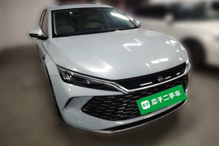 Used BYD Qin L 2025 DM-i Smart Drive 120KM Superior Model Front Right 45 Deg