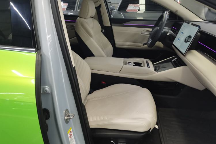 Used BYD Qin L 2025 EV 545KM Excellence Edition Right Front Seat