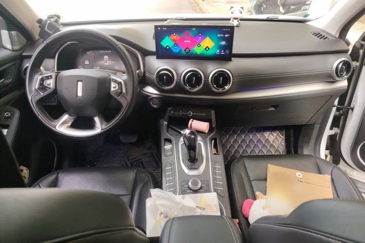 Used Wey VV6 2020 2.0T Two-Wheel Drive Smart Protection+