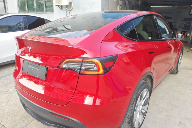 Used Tesla Model Y 2022 Long-Range All-Wheel-Drive Version