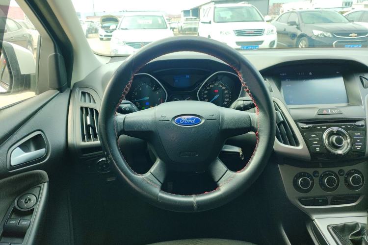 Used Ford Focus 2012 Hatchback 1.6L Manual Comfort Model