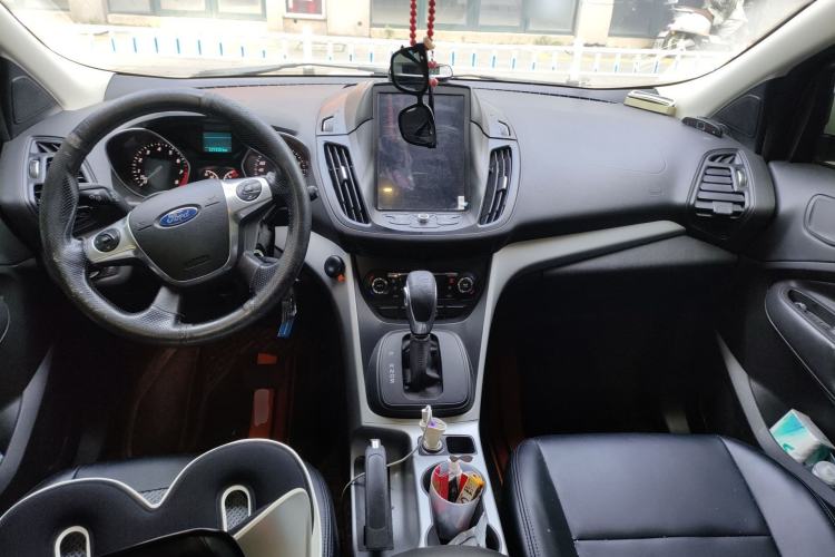 Used Ford Kuga 2015 1.5L GTDi Two-Wheel-Drive Comfort Model
