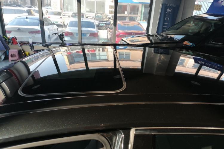 Used Toyota Camry 2023 2.0G Luxury Edition
