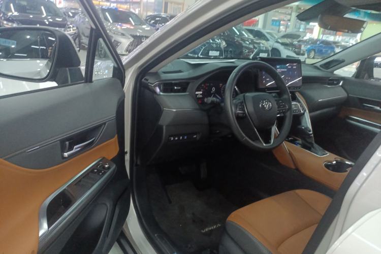 Used Toyota Venza 2023 2.0L CVT Two-Wheel Drive Prestige Version