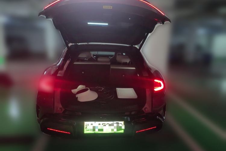 Used Xiaomi Auto YU7 2025 Ultra-Long Range All-Wheel Drive Pro Version
