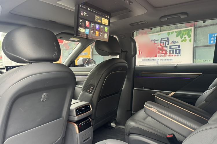 Used Dongfeng eπ eπ008 2024 210Max Range-Extended Version 6 Seats
