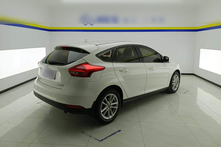 Used Ford Focus 2018 Hatchback Classic 1.6L Automatic Trendy SmartDrive Edition