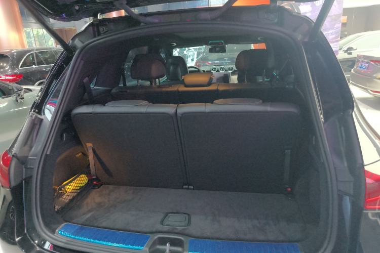 Used Mercedes-Benz GLC 2023 GLC 300 L 4MATIC Dynamic 7-Seater