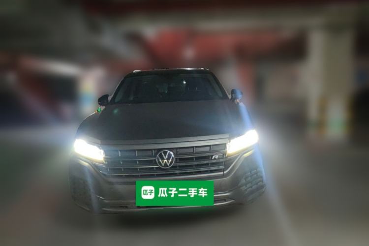 Used Volkswagen Touareg 2021 2.0 TSI Ruiyi Edition Front