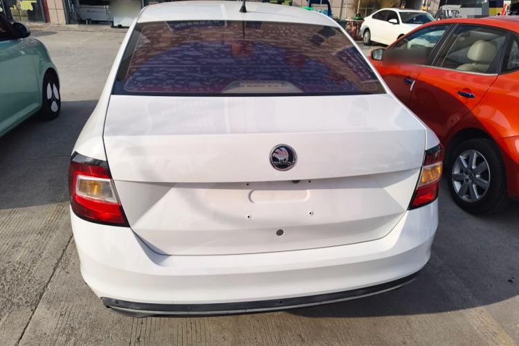 Used Skoda Rapid 2018 1.6L Automatic Comfort Edition