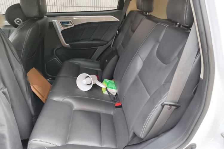 Used Geely Auto Vision X6 2016 1.8L Manual Luxury Model
