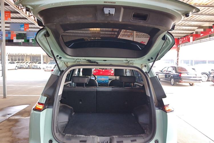 Used AION Y 2023 Plus 510 Smart Edition Trunk