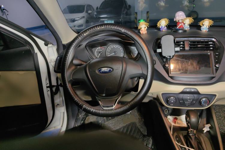 Used Ford Escort 2017 1.5L Automatic Comfort Model Steering Wheel